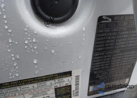 2017 Jaguar F-Pace S z USA, uszkodzony, nr VIN SADCM2BV2HA097332